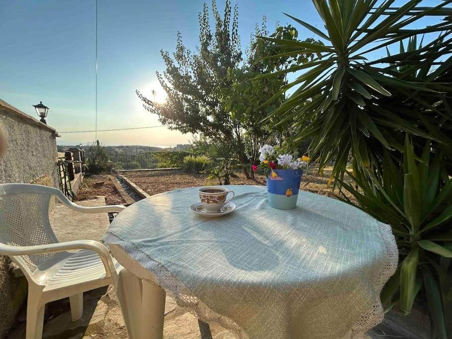 Yourlittlemiracle-Panoramicview+Firepit+Garden+Bbq อาร์กาลาสตี ภายนอก รูปภาพ